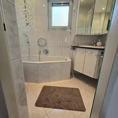 Sarahs Lejlighed Raunheim