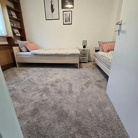 Sarahs Raunheim